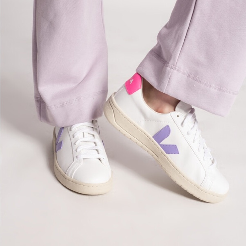 Veja Urca Sneakers Pink Purple